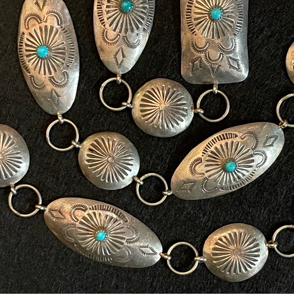AUTHENTIC NATIVE AMERICAN STERLING SILVER AND TURQUOISE CONCHO BELT 🔥VINTAGE - Picture 4 of 11